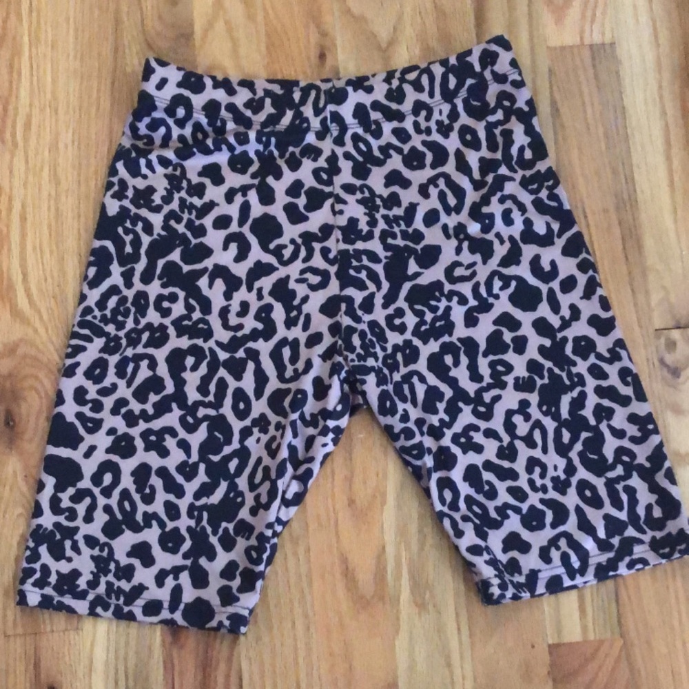 Leopard biker shorts